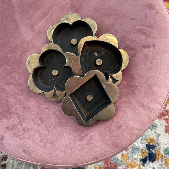 Vintage Playing Card Ash Tray Set Brass Iron Suit